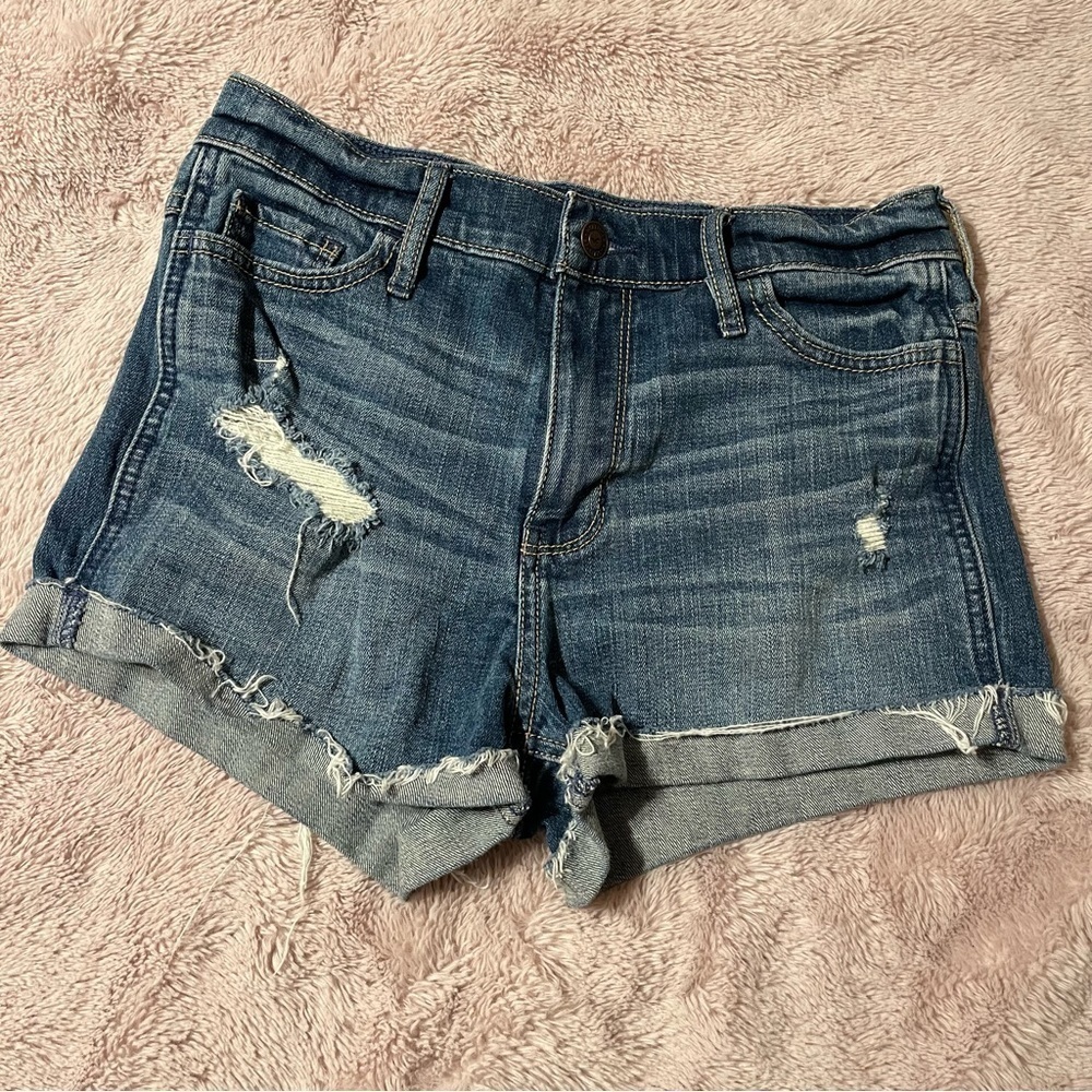Hollister SHORT-SHORT
high-rise size 25